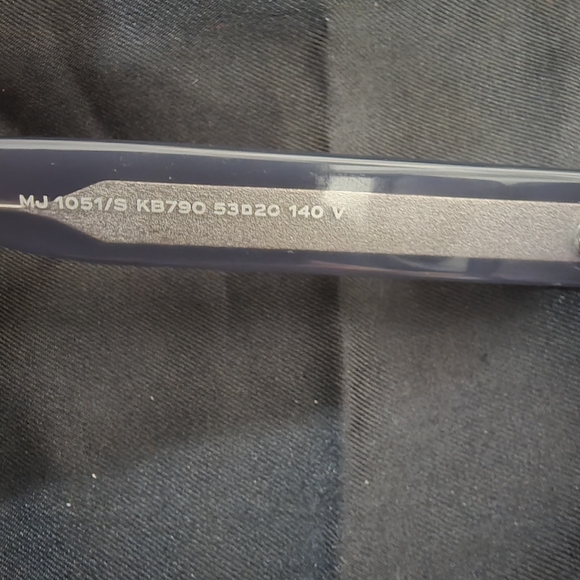 Marc Jacobs Dark Gray Sunglasses BNIB (Case) - Picture 3 of 6